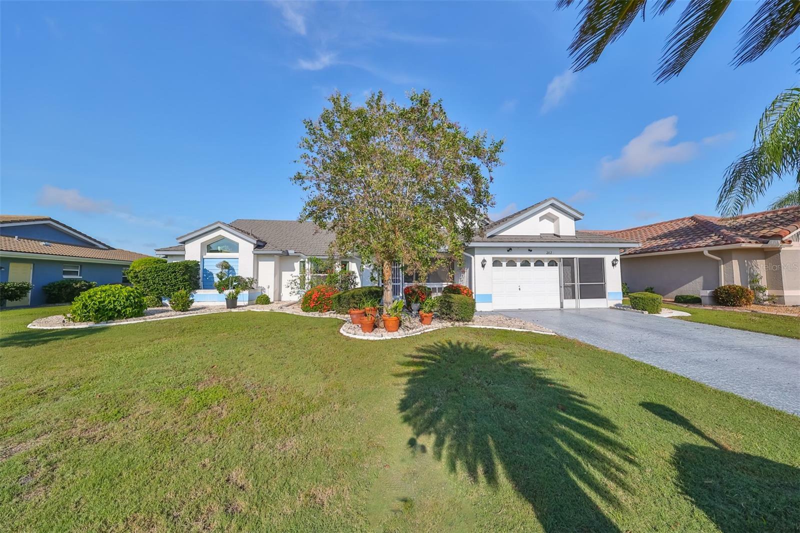 Property Photo:  2023 New Bedford Drive  FL 33573 