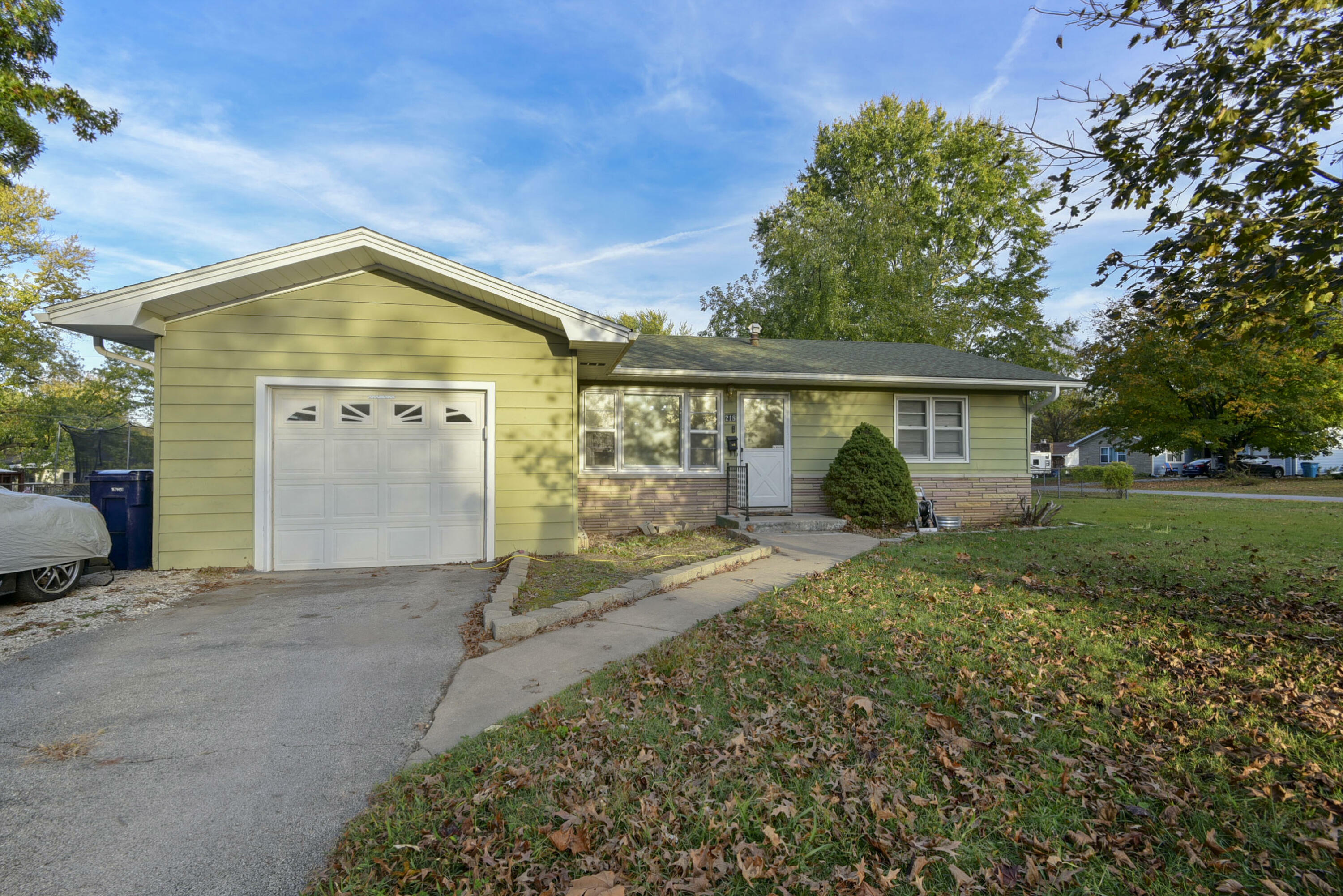 Property Photo:  218 S Eagan Street  MO 65738 