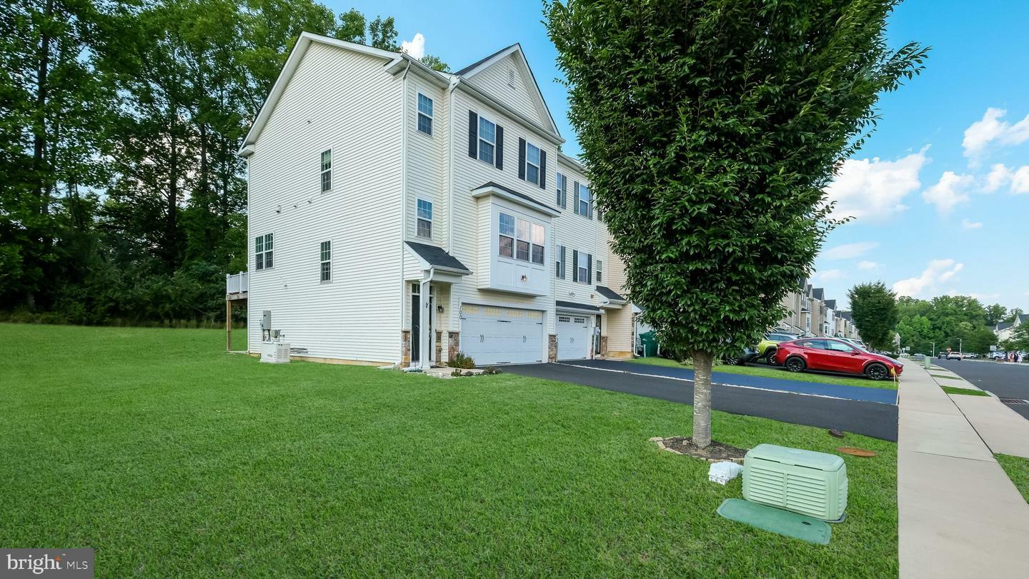 Property Photo:  100 Carters Mill  PA 19053 