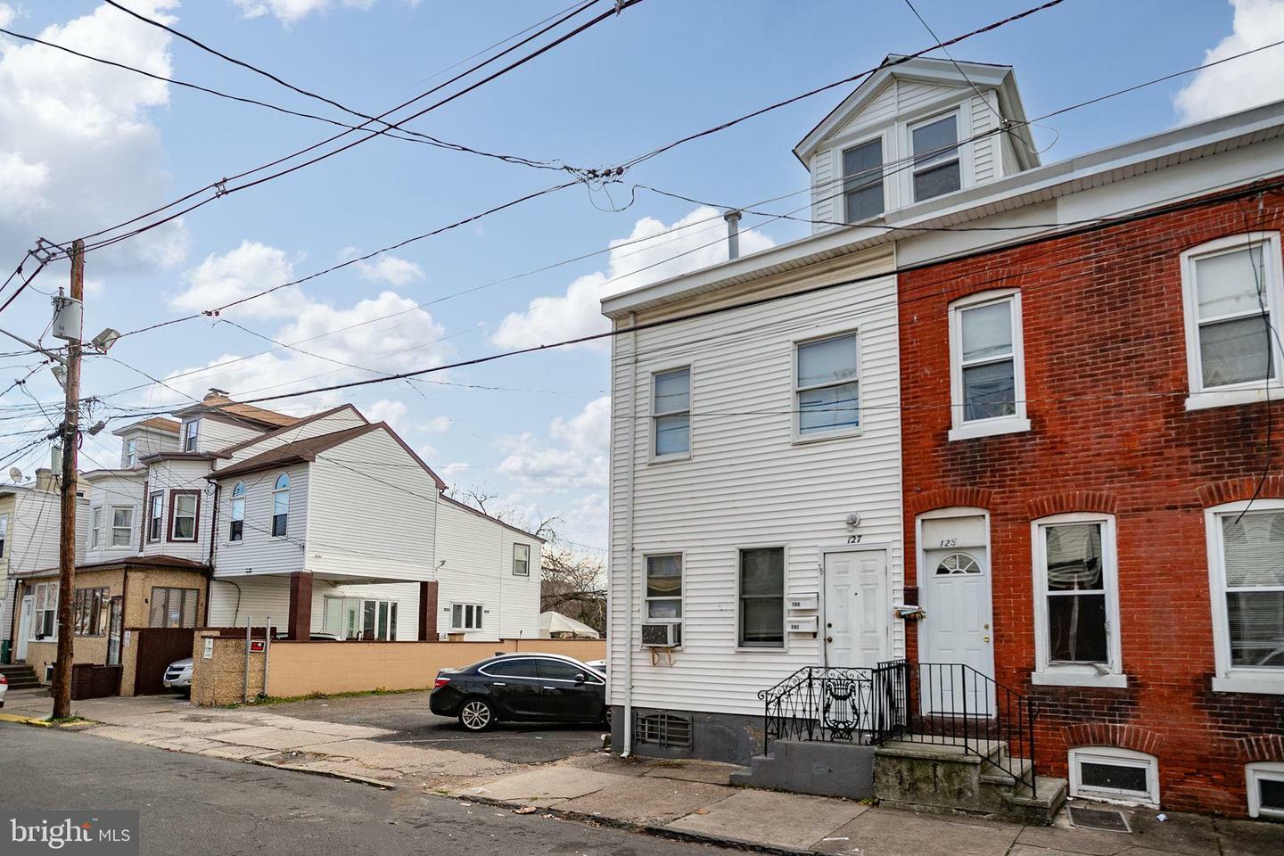 Property Photo:  127 Kent Street  NJ 08611 