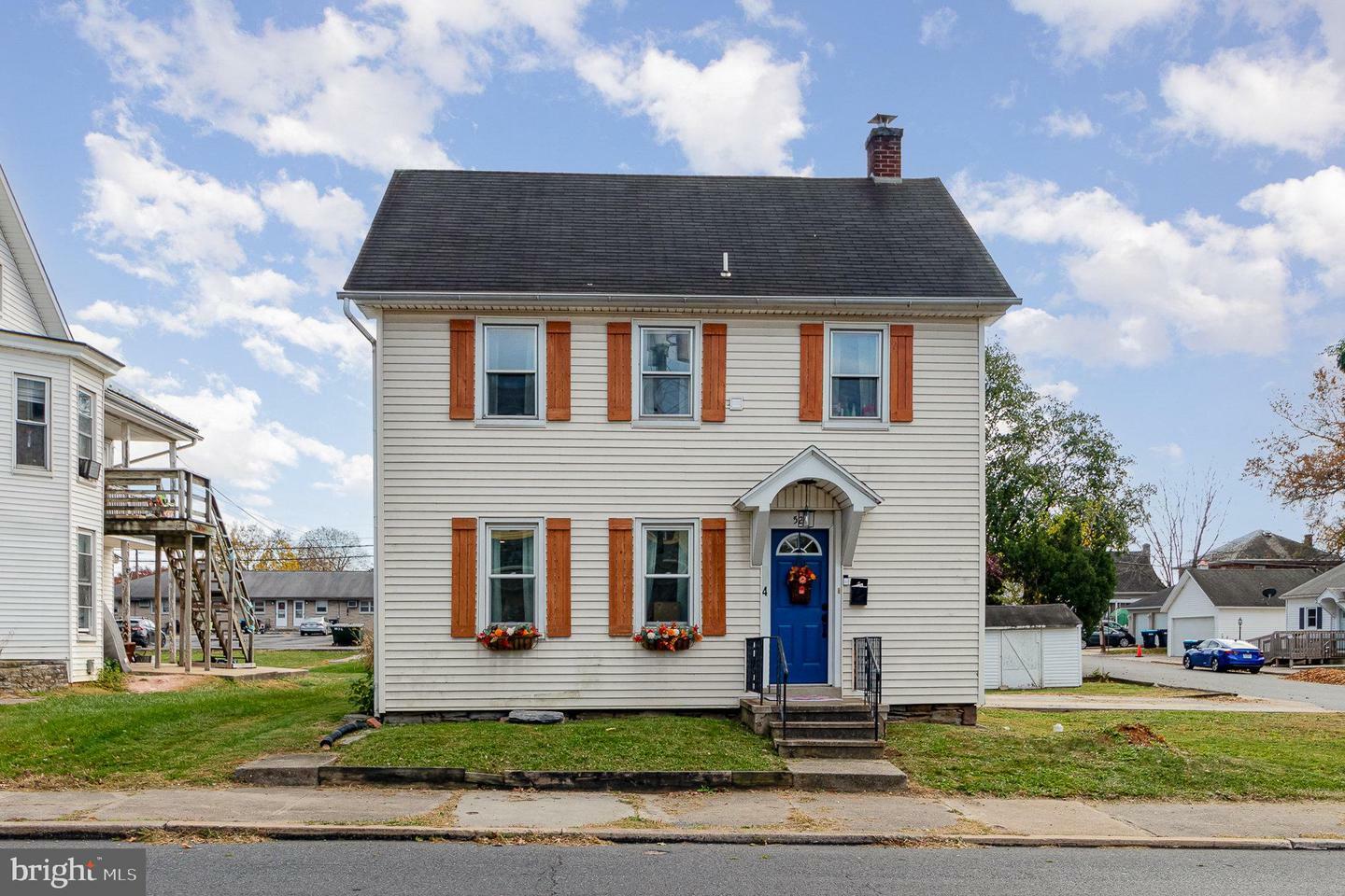 Property Photo:  524 W Main Street  PA 17078 