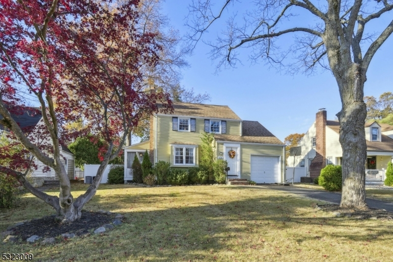 Property Photo:  636 Ayres Ave  NJ 07063 