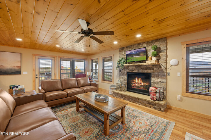 Property Photo: 4249 Teaberry Vista Lane TN 37862