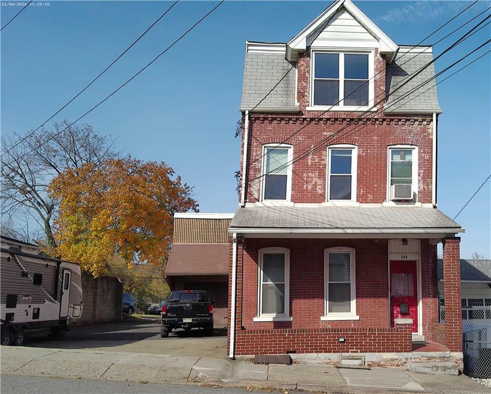 545 Sumner Court  Allentown City PA 18102 photo