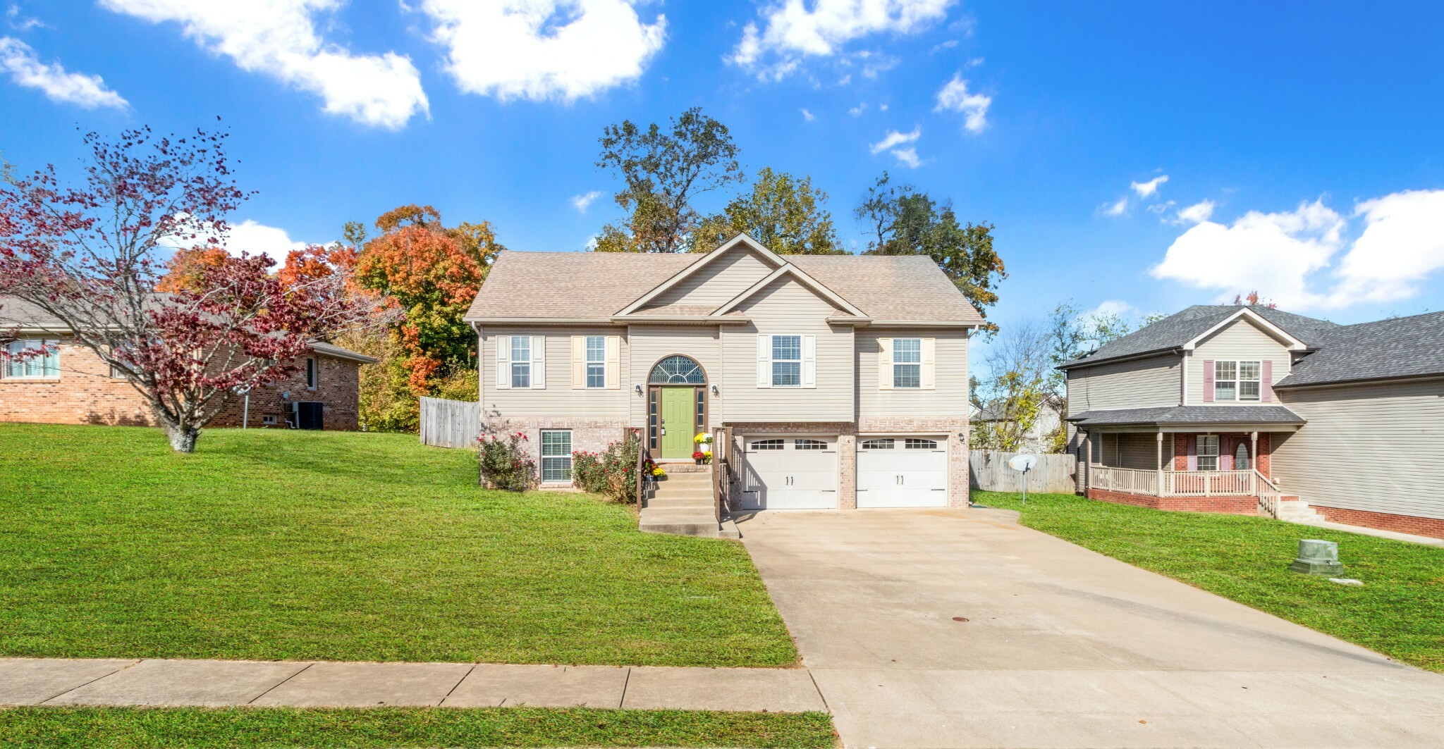 Property Photo:  2473 Andersonville Dr  TN 37042 