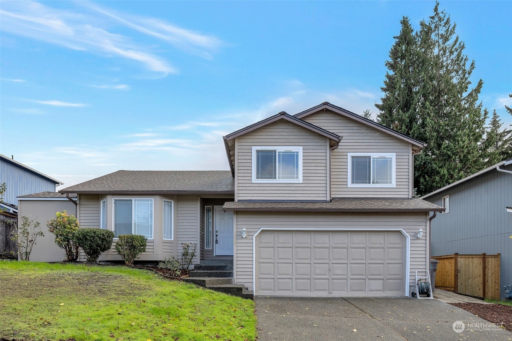 Property Photo:  1168 Monterey Avenue NE  WA 98056 