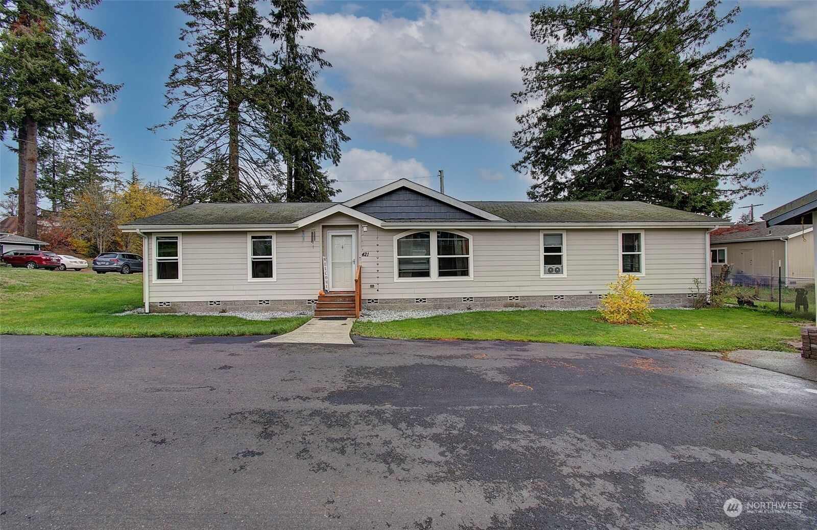 Property Photo: 421 St Helens Street WA 98591