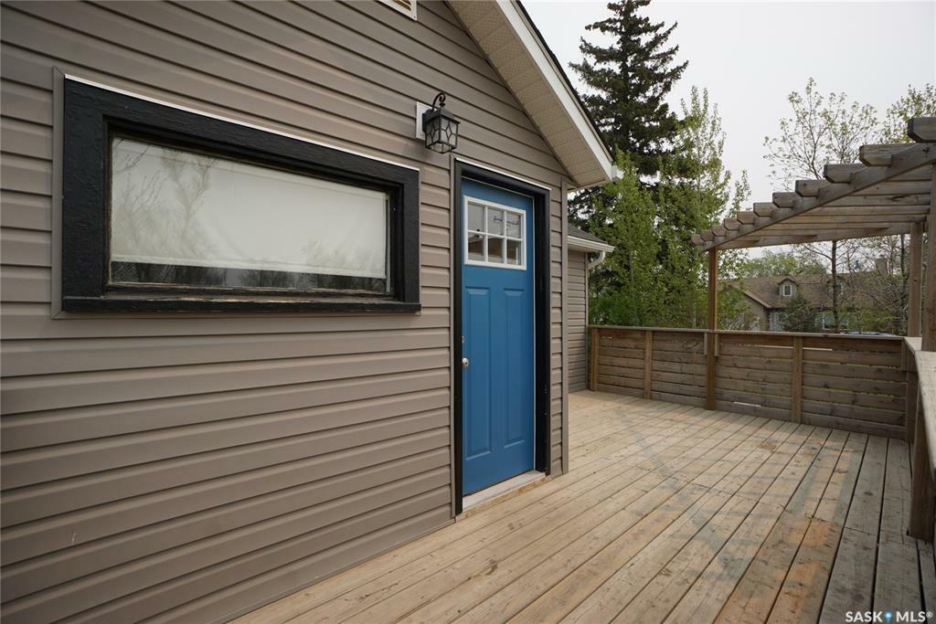 Property Photo:  710 Railway Avenue  SK S0G 3L0 