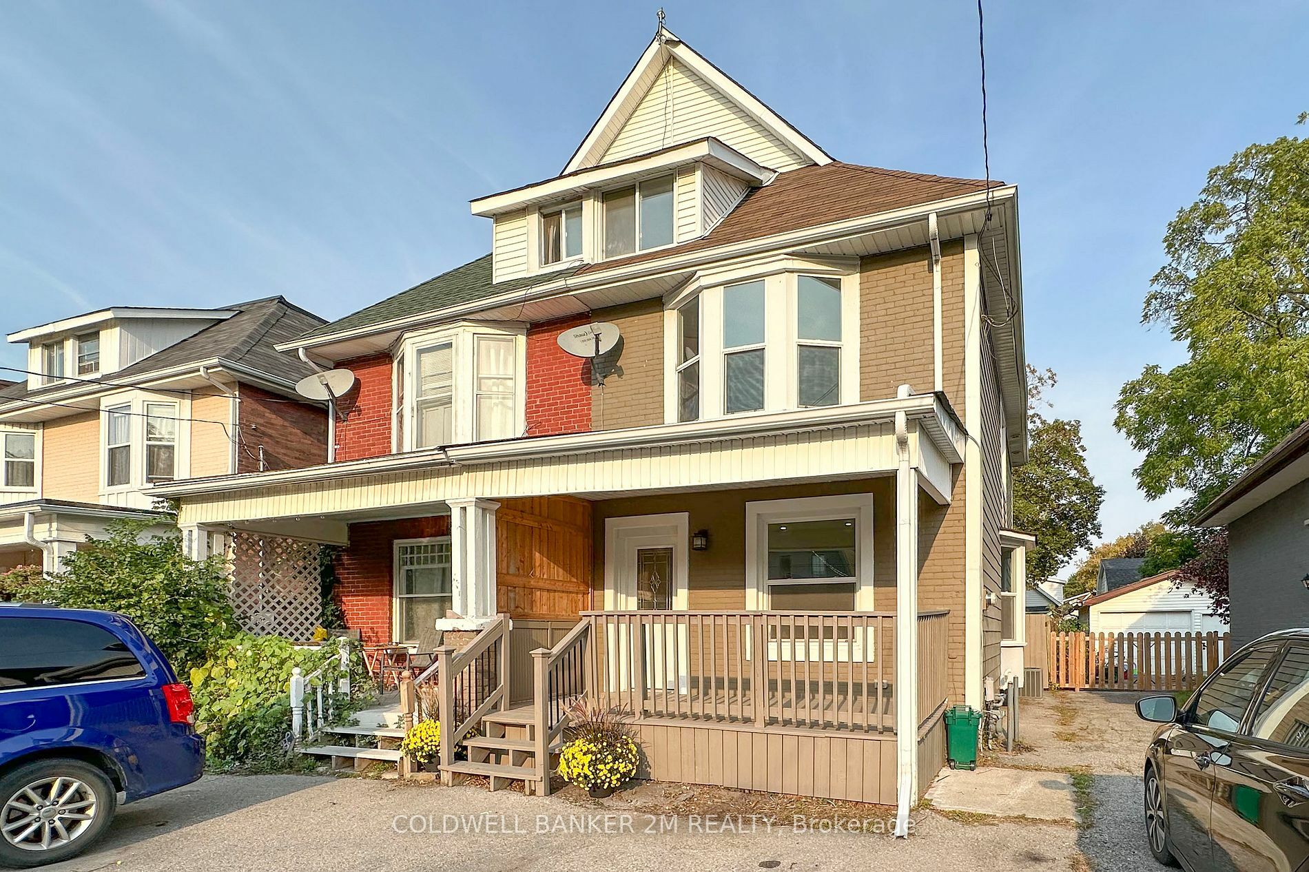 Property Photo:  267 Jarvis St  ON L1G 5K8 