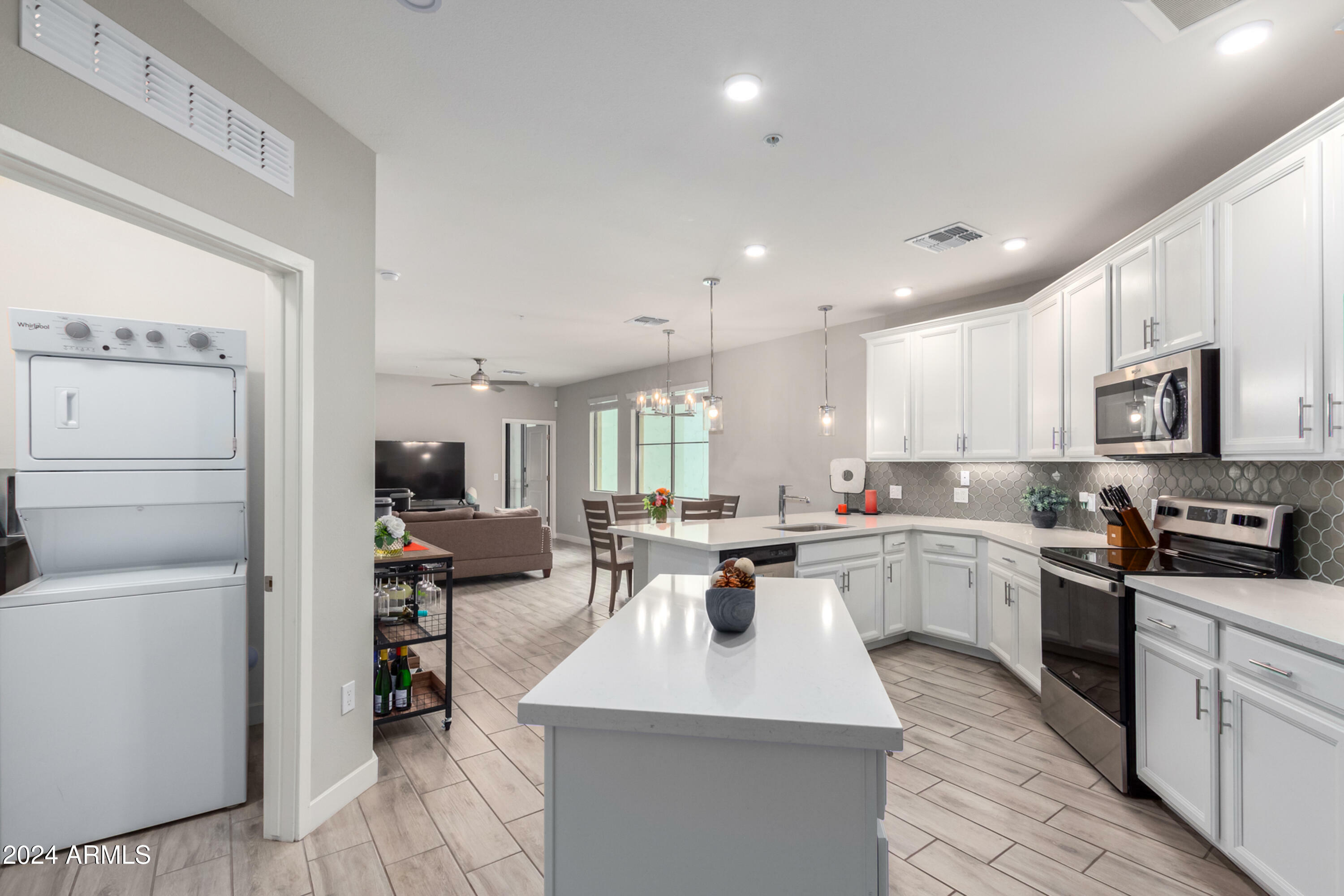 Property Photo: 2511 W Queen Creek Road 205 AZ 85248