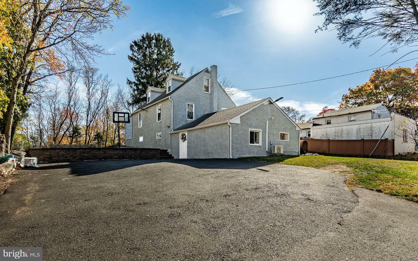 Property Photo:  405 Johnson Road  PA 19044 