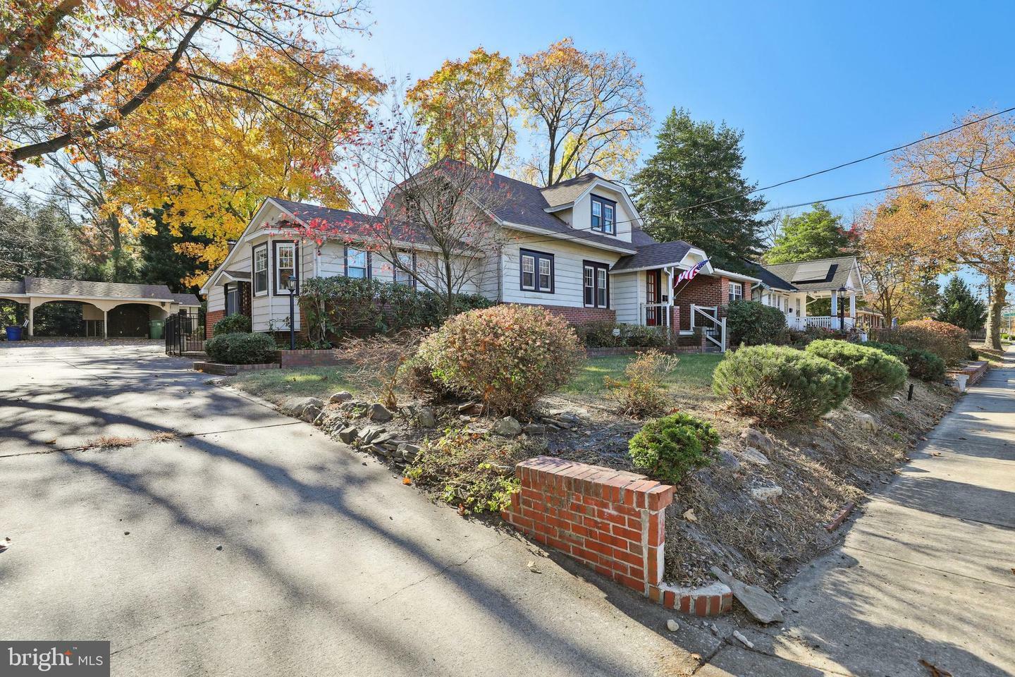 Property Photo:  453 E Holly Avenue  NJ 08071 