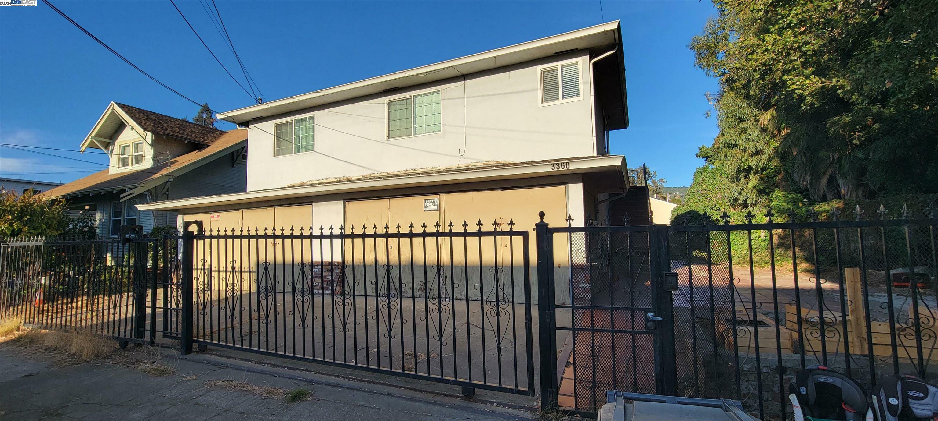 Property Photo:  3360 Suter St  CA 94602 