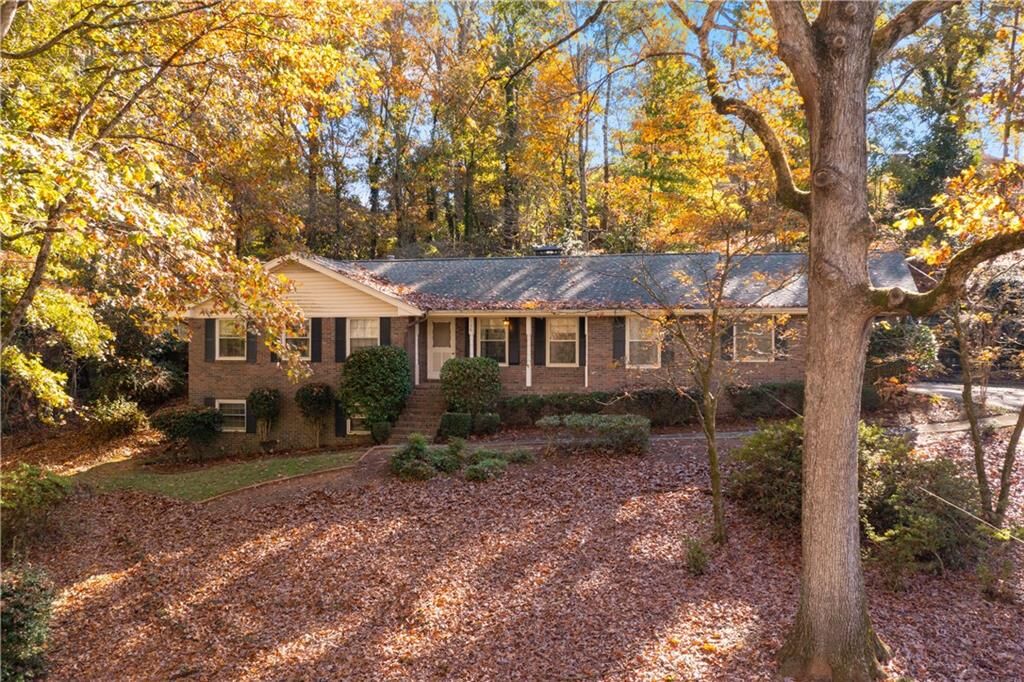 Property Photo: 1796 Nottingham Drive GA 30501