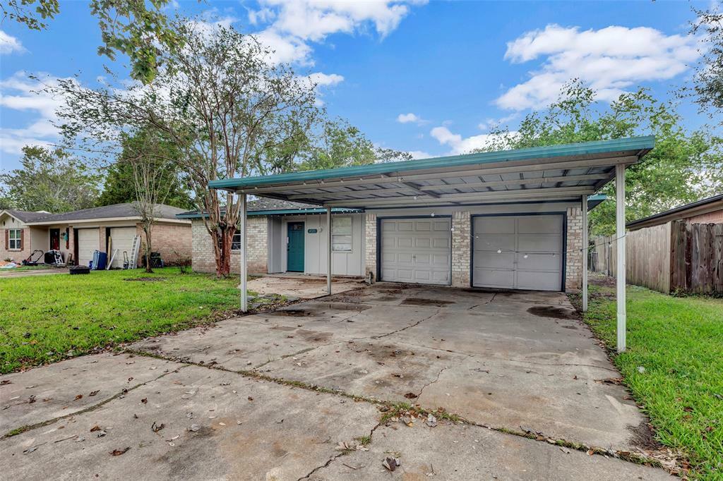 Property Photo:  4325 Stansel Drive  TX 77511 