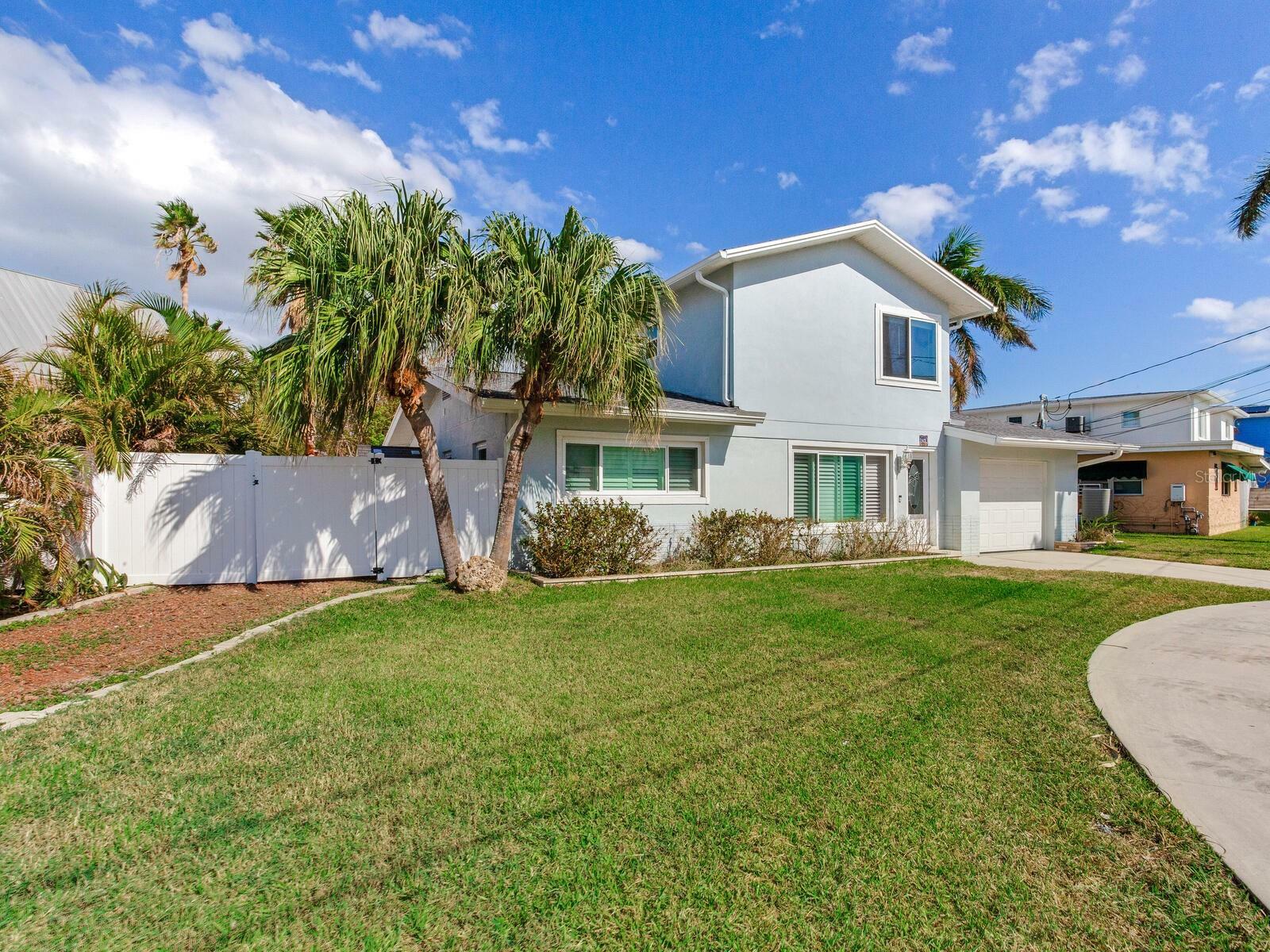 Property Photo:  16013 5th Street E  FL 33708 