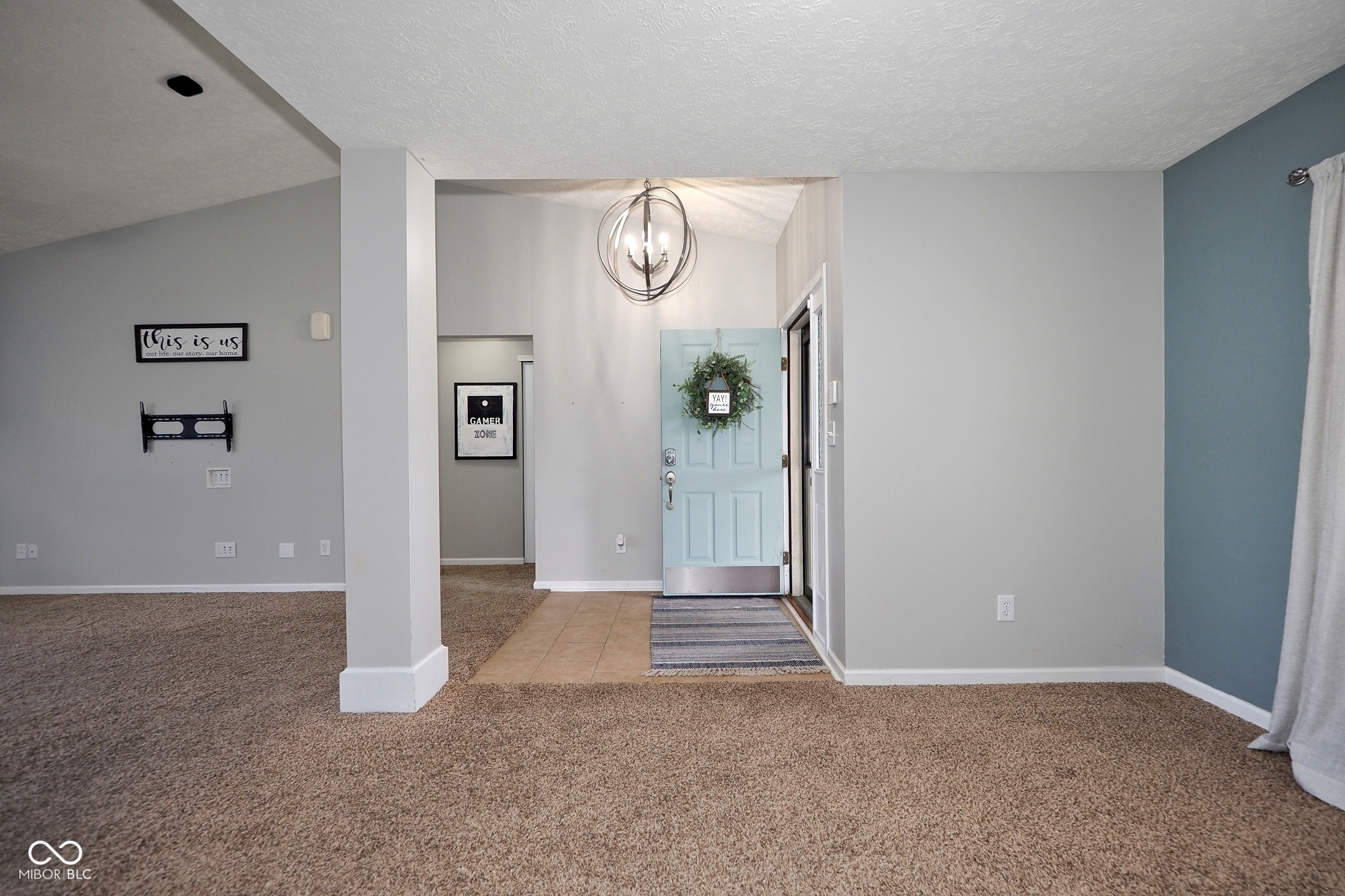 Property Photo:  2540 Bluewood Way  IN 46168 