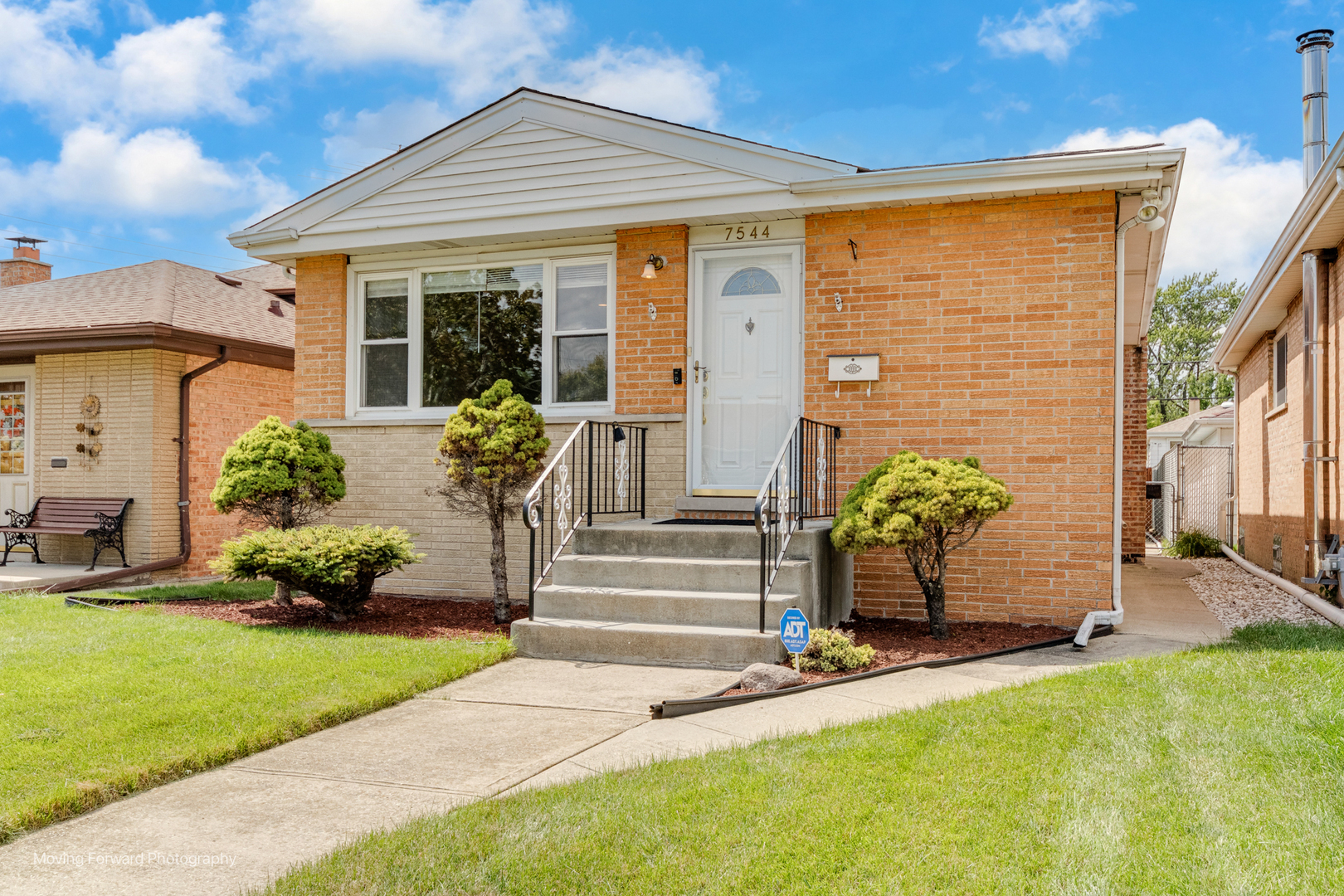 Property Photo: 7544 Lockwood Avenue IL 60459