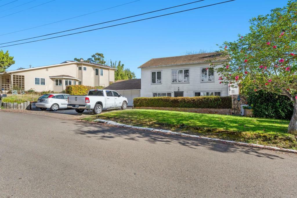 Property Photo:  841 Normandy Road  CA 92024 