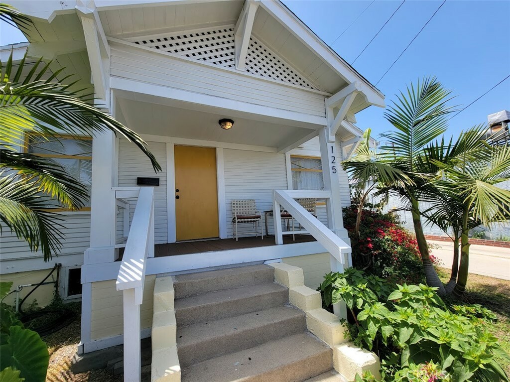 Property Photo:  125 N Bandini Street  CA 90731 