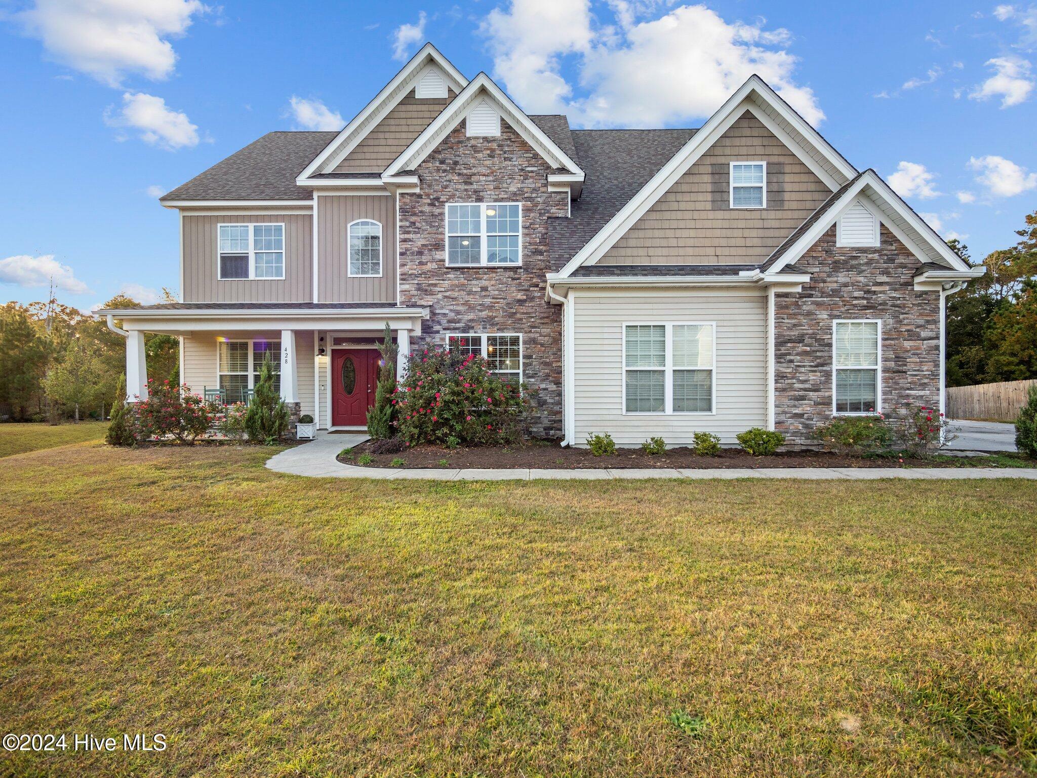 Property Photo: 428 Wolfe Lane NC 28539