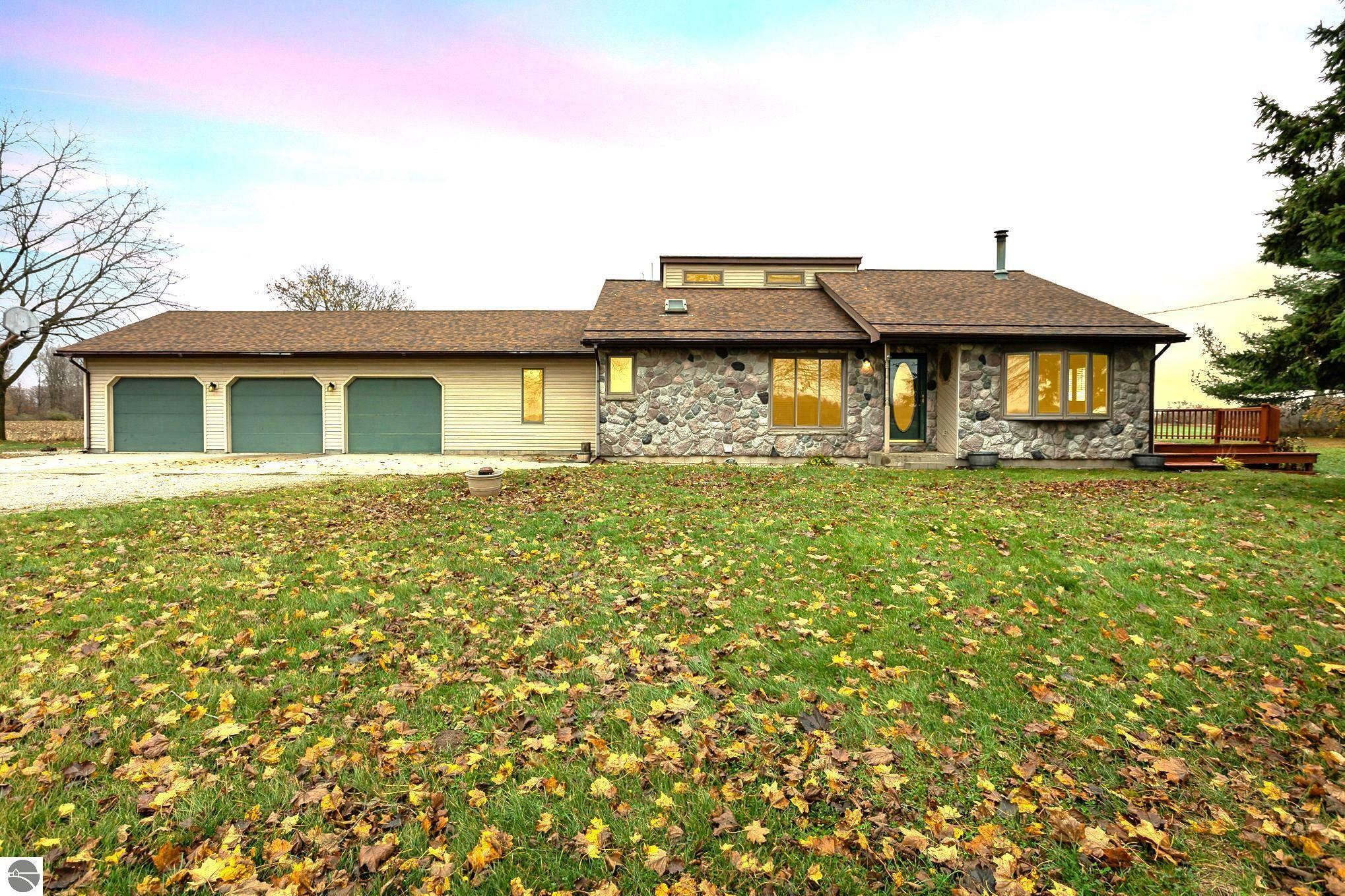 Property Photo:  6201 S Nottawa Road  MI 48858 