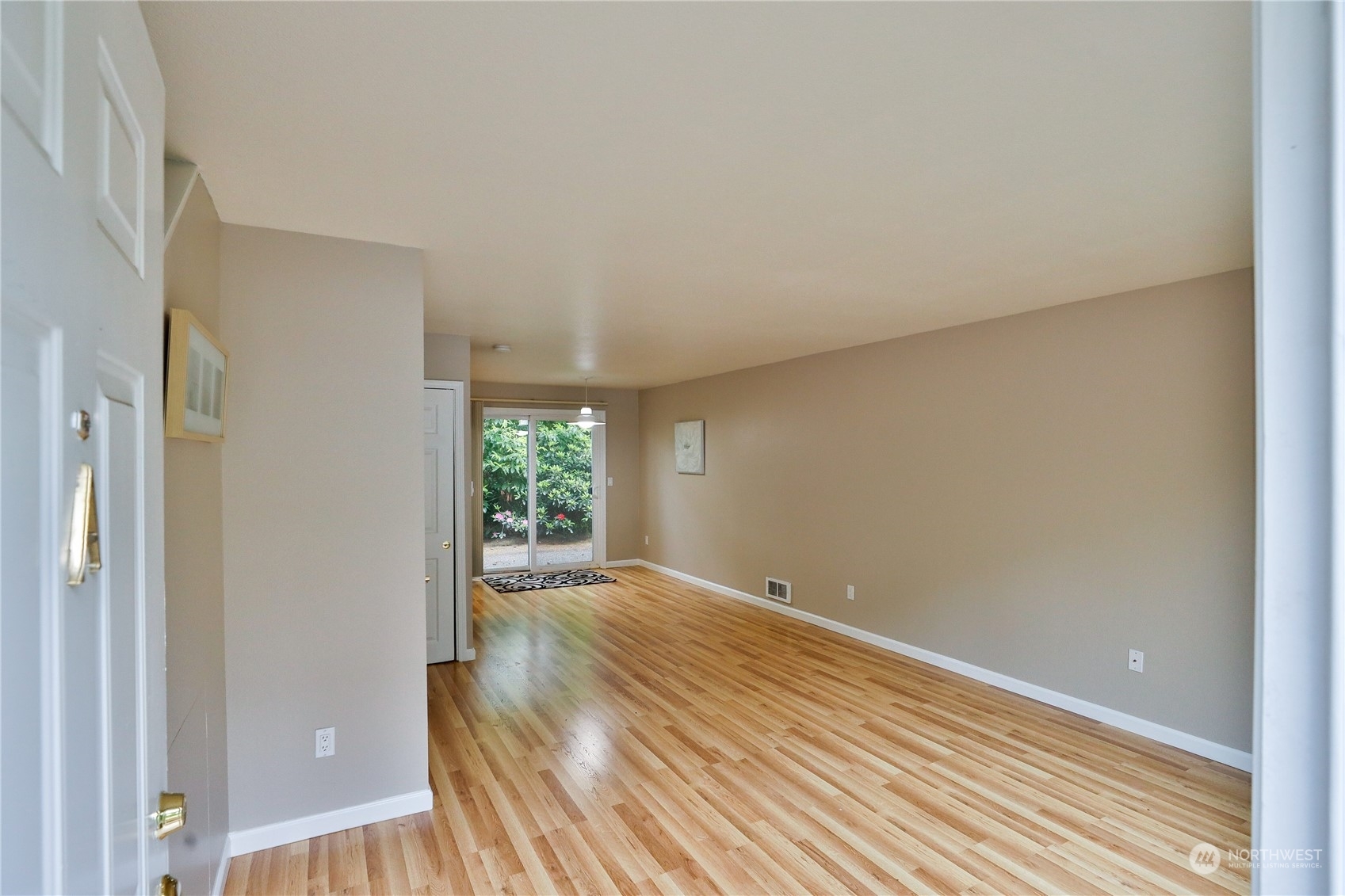 Property Photo:  3903 148th Avenue NE A  WA 98007 