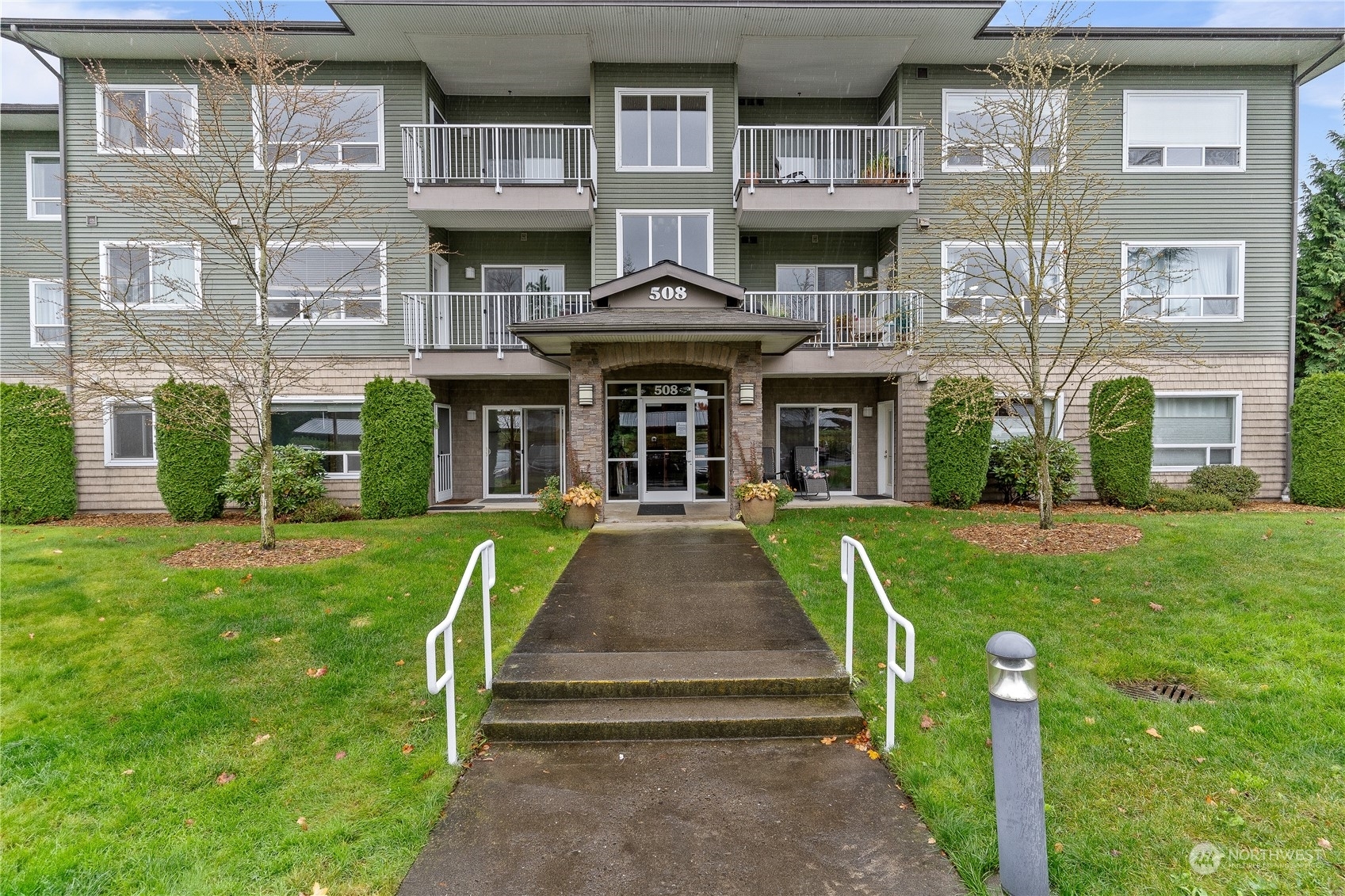 Property Photo:  508  Darby Drive 114  WA 98226 