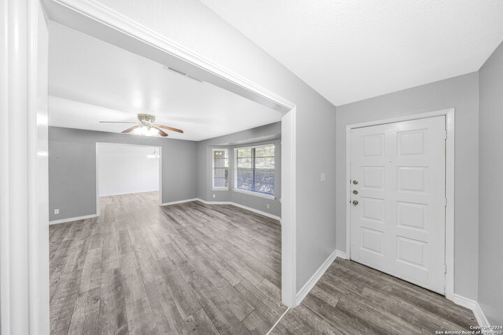 Property Photo: 362 Kimberly Dr TX 78148