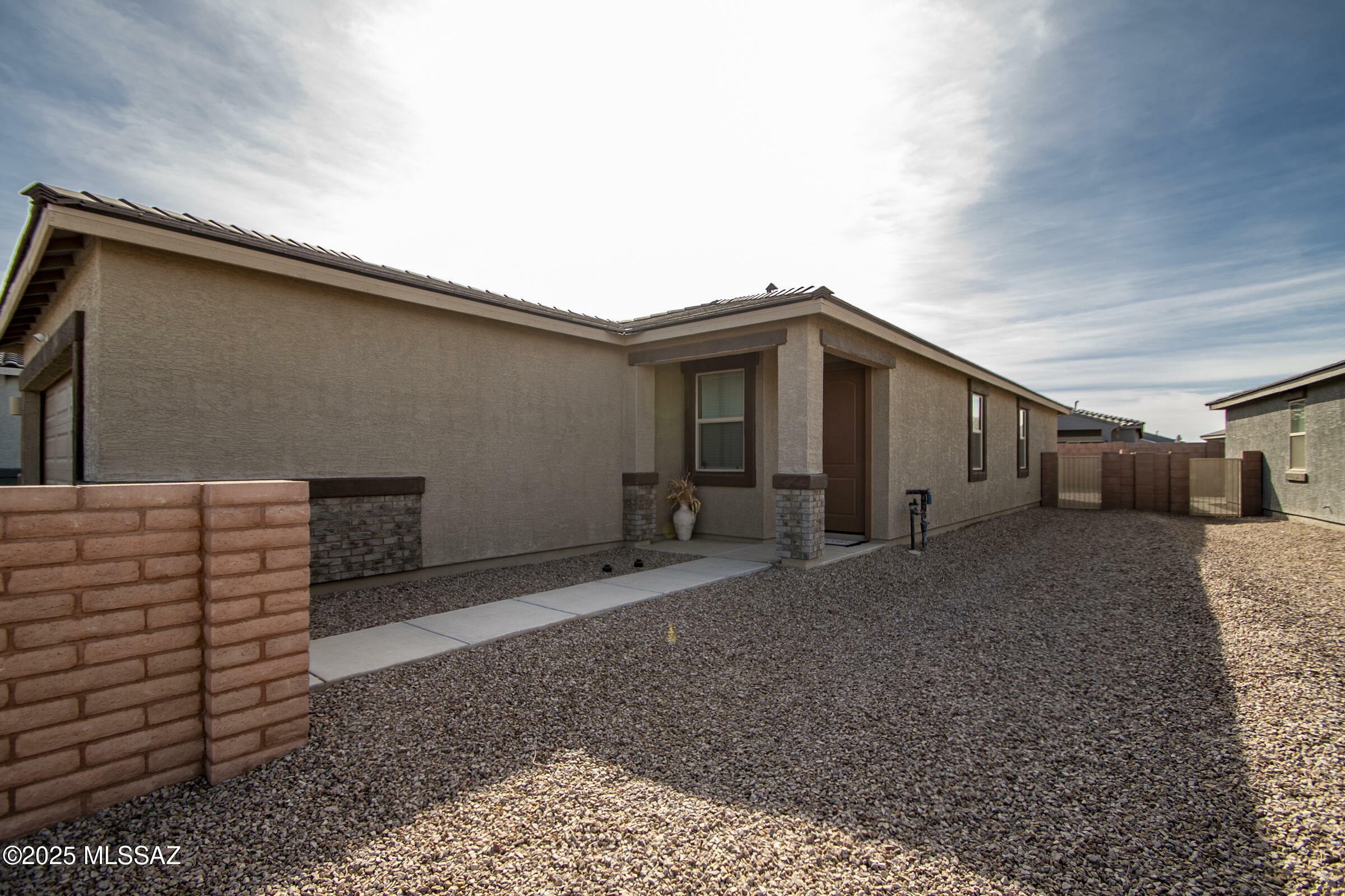 Property Photo:  11901 W Rodeo Trl  AZ 85653 