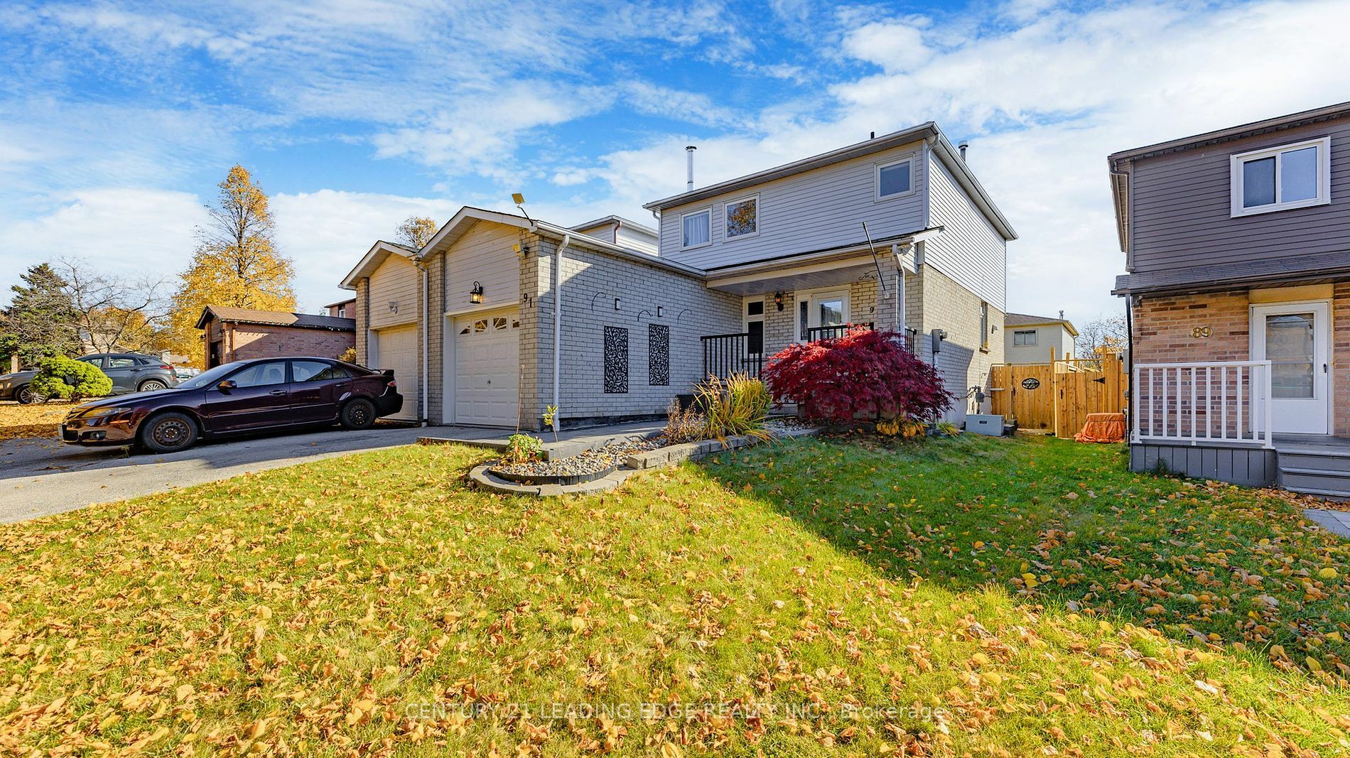 Property Photo:  91 Chalmers Cres  ON L1S 5Z6 