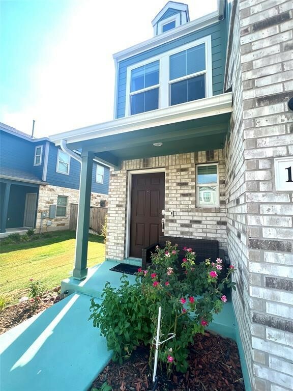 Property Photo:  176 Andross Lane  TX 78602 