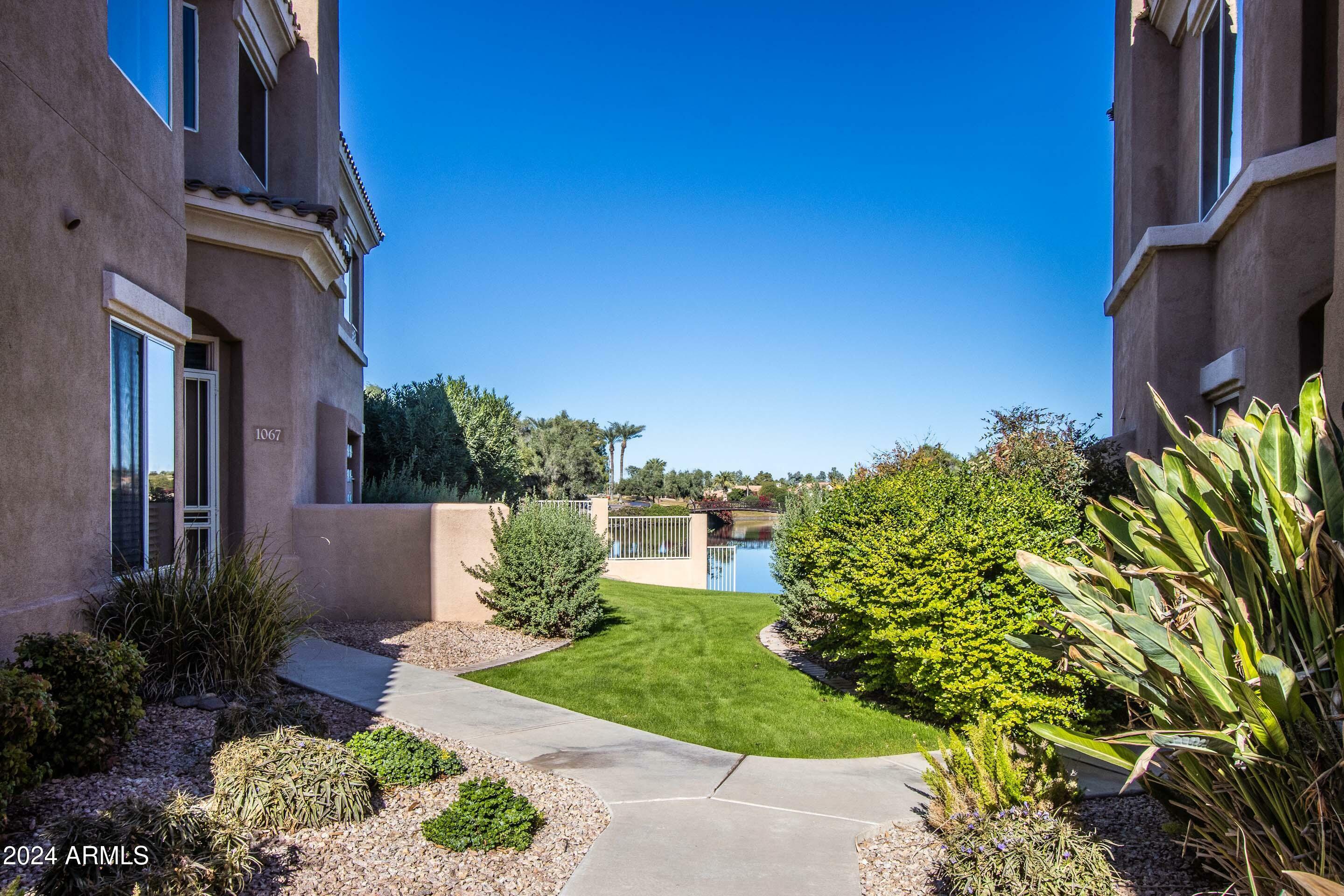 Property Photo:  3800 S Cantabria Circle 1067  AZ 85248 