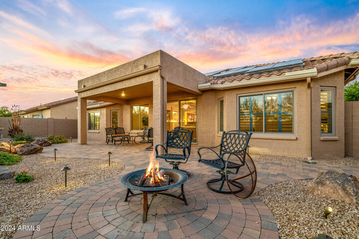Property Photo: 16495 W Almeria Road AZ 85395