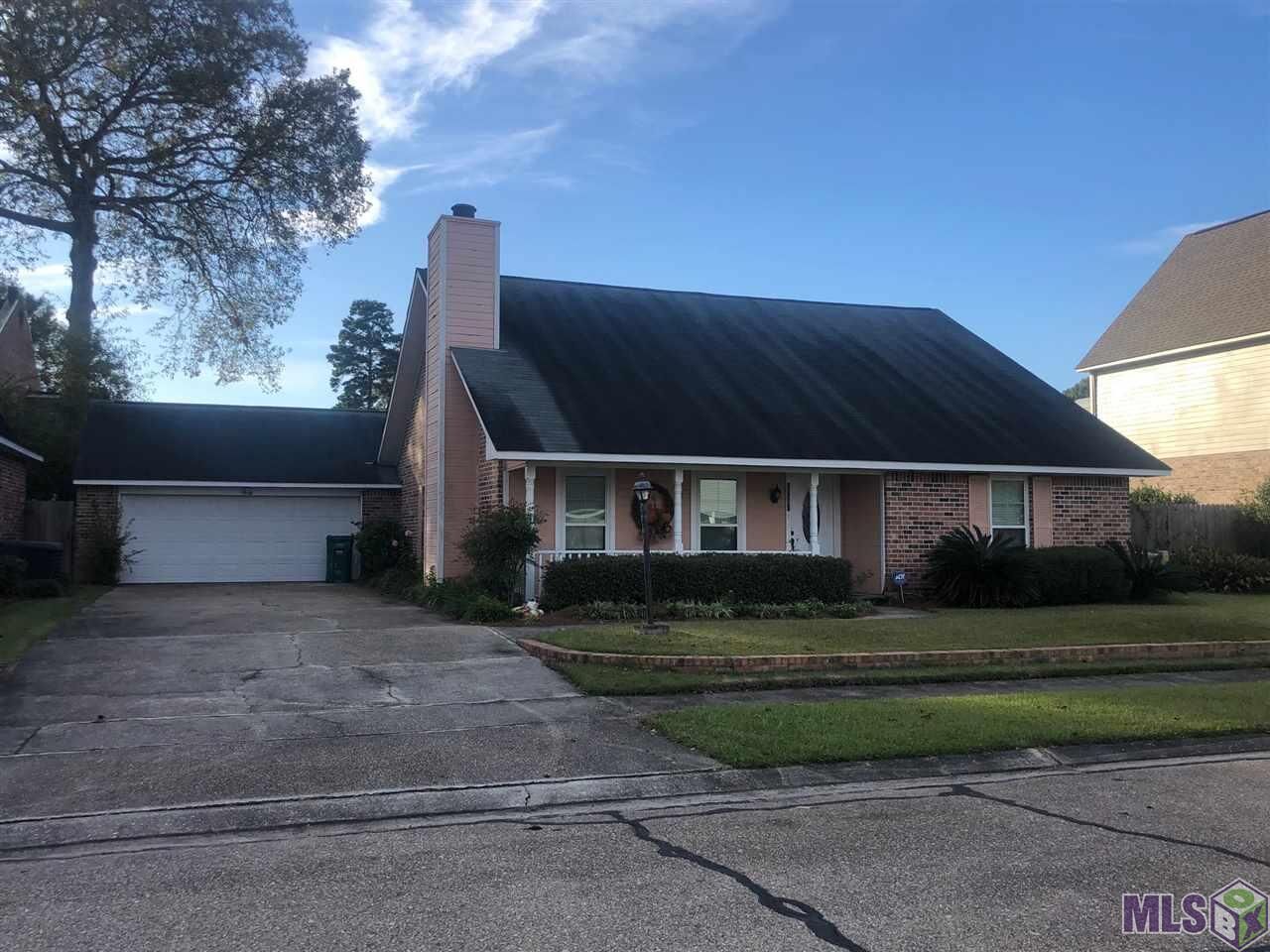 Property Photo:  25881 Linwood Ave  LA 70726 