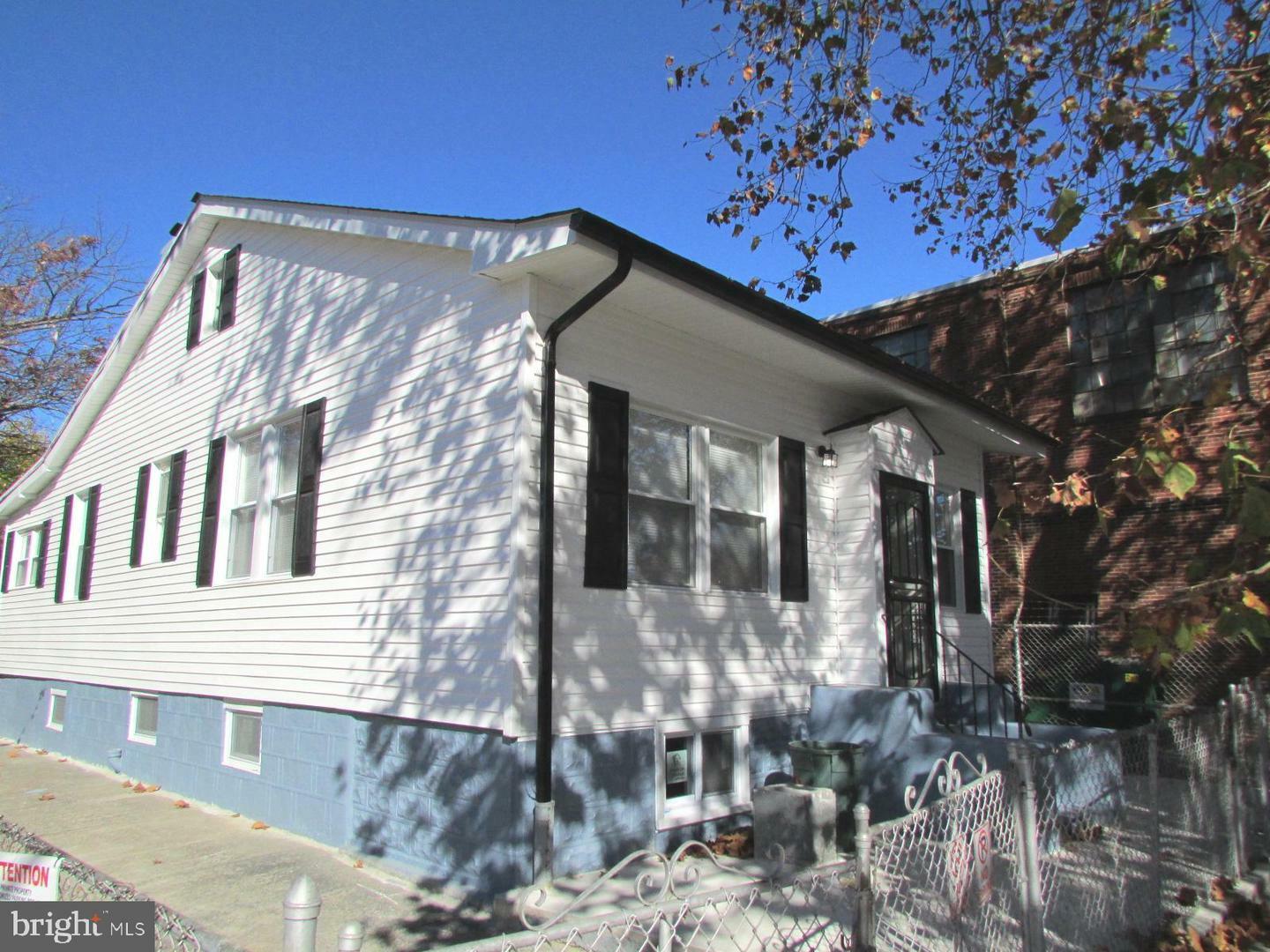 Property Photo:  6014 Palmetto Street  PA 19111 