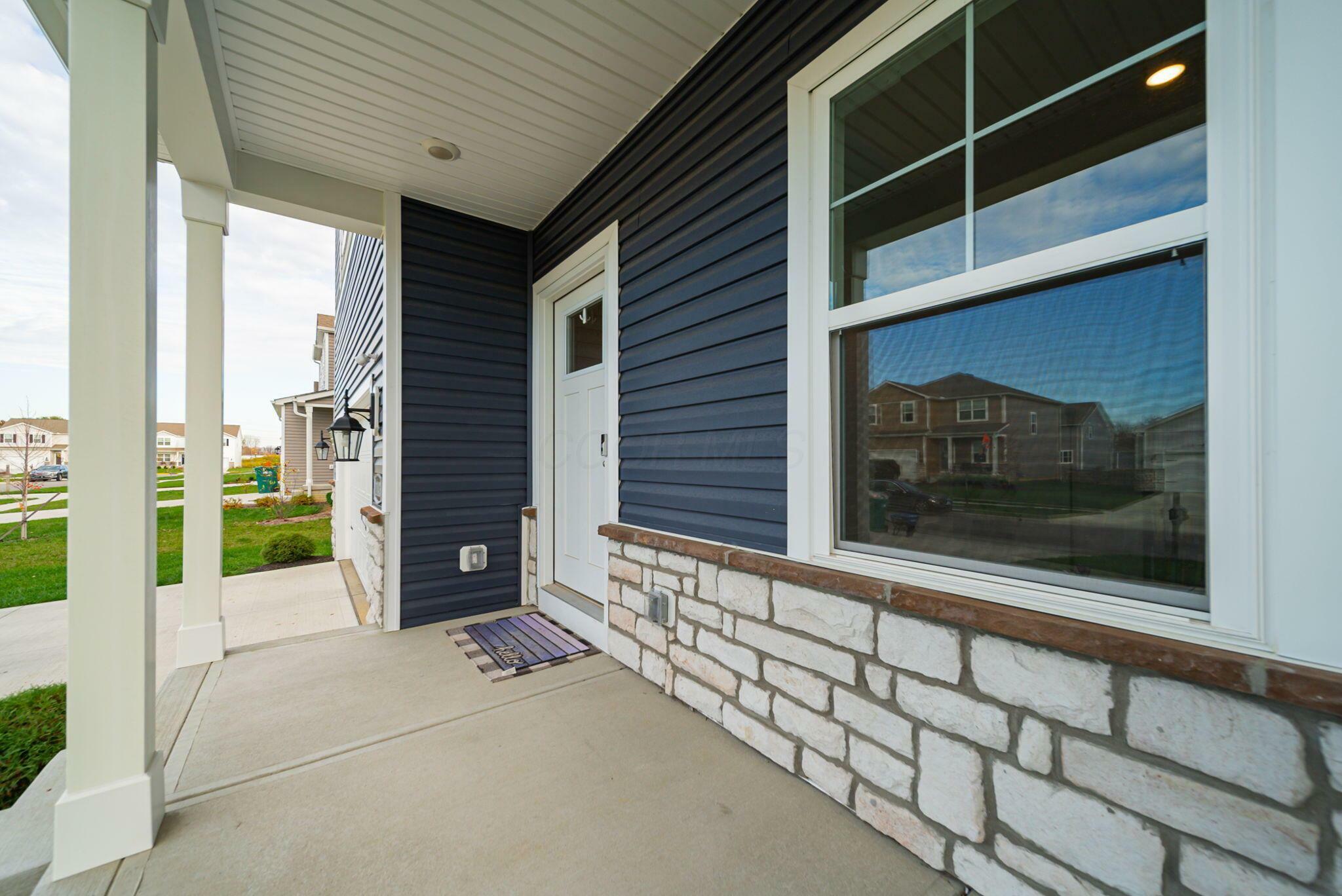 Property Photo:  1143 Gelbray Drive  OH 43207 