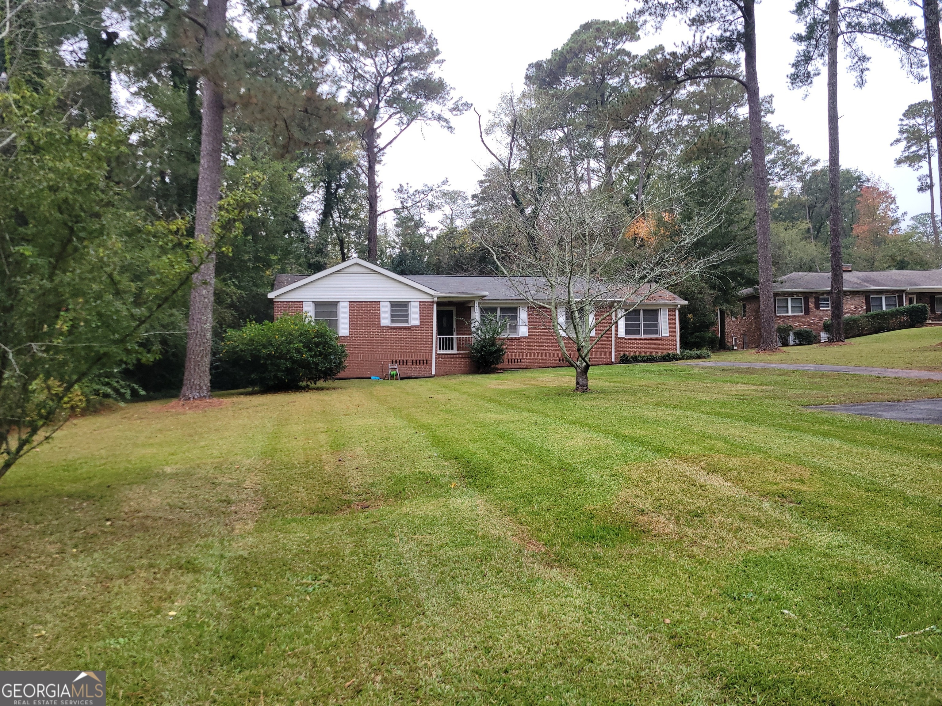 Property Photo:  646 Pierce Avenue  GA 31204 