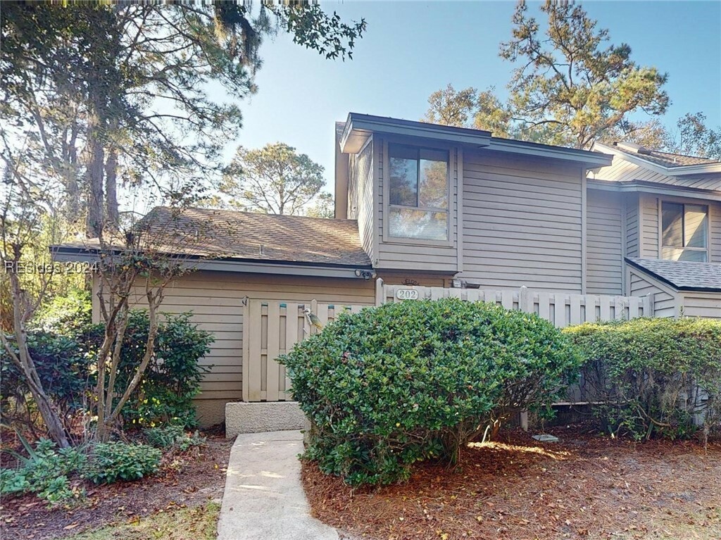 Property Photo:  113 Shipyard Drive 202  SC 29928 