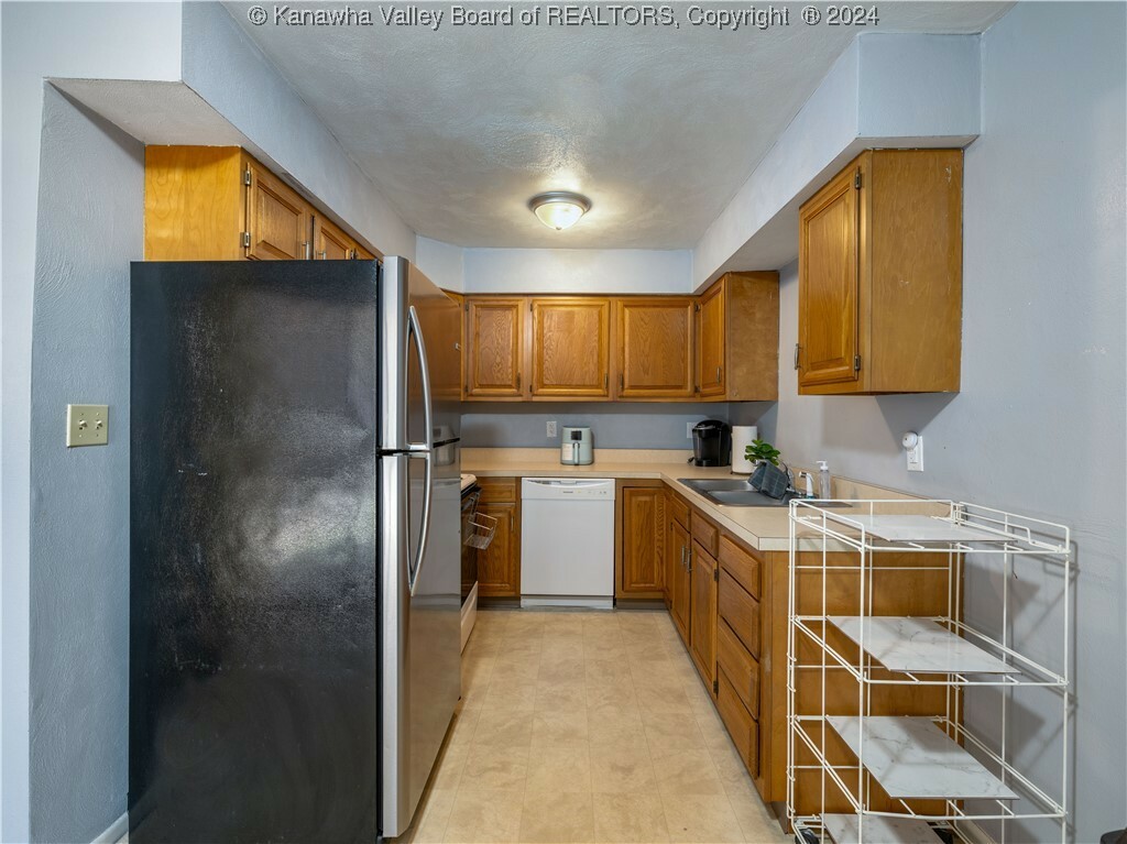 Property Photo:  790 Gordon Drive  WV 25303 