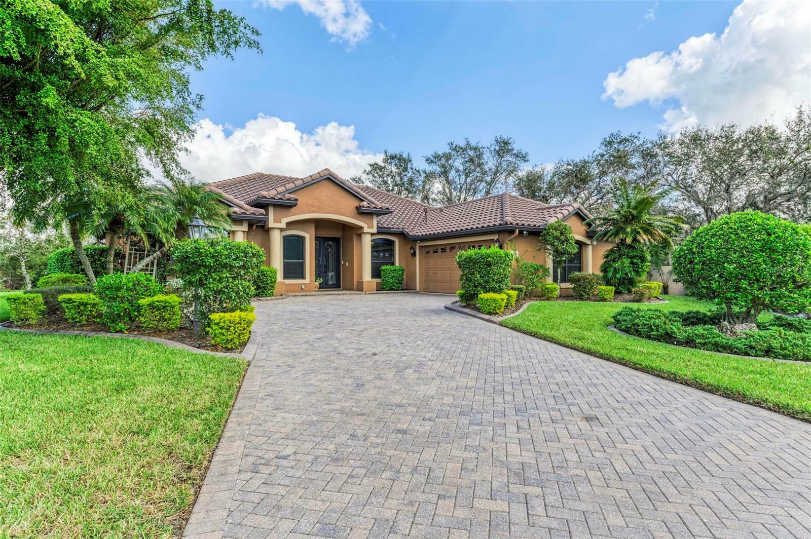 Property Photo:  3801 Eagle Hammock Drive  FL 34240 