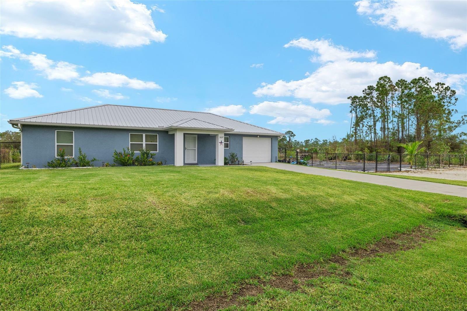 Property Photo:  3137 Swanee Road  FL 33980 