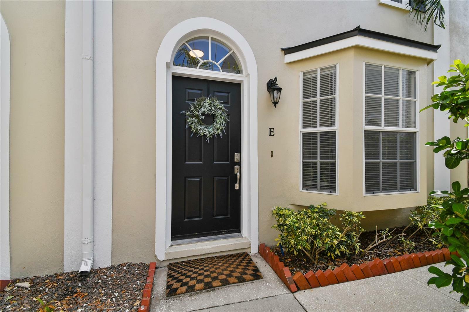 Property Photo:  2802 W Cleveland Street E  FL 33609 