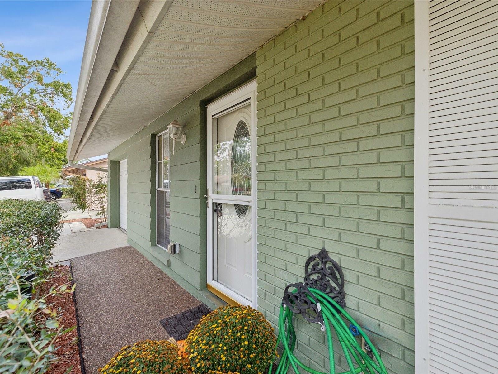 Property Photo: 8311 Woodlake Place FL 33615