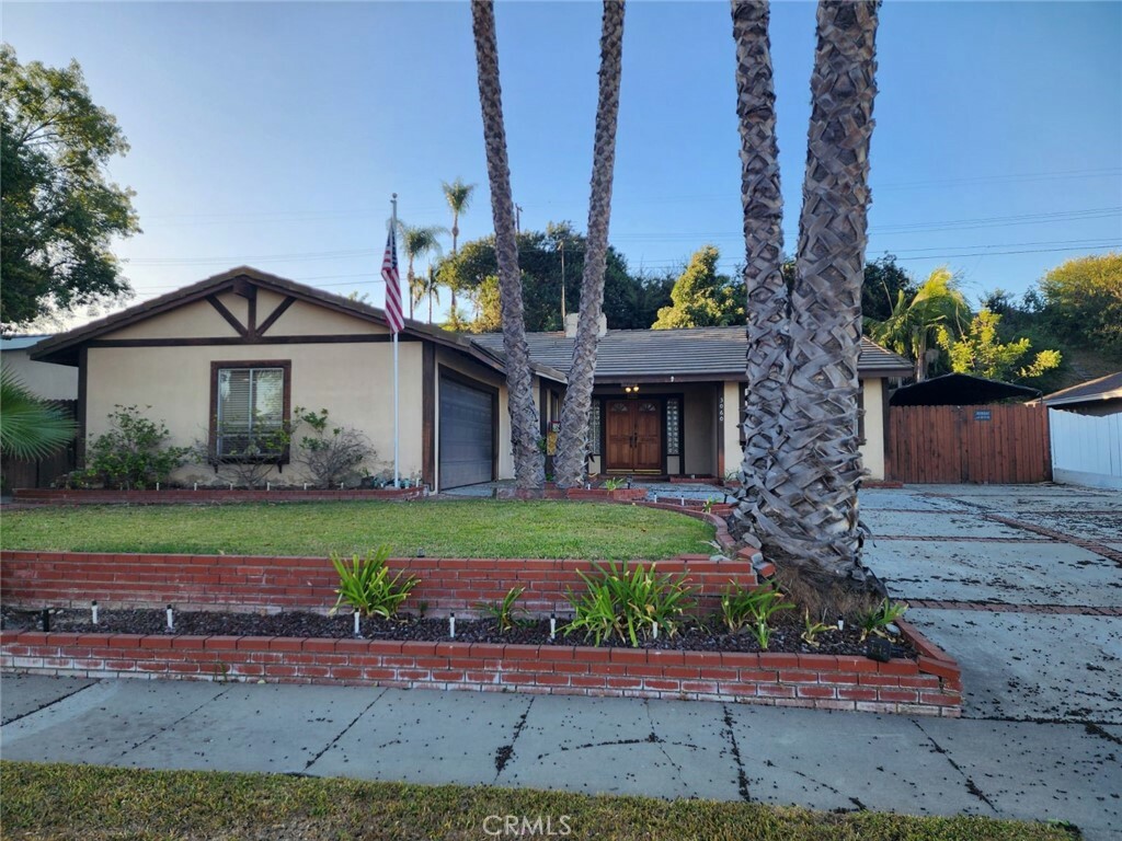 3060 Maple Avenue  Fullerton CA 92835 photo