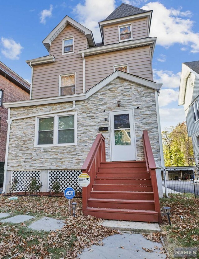 Property Photo:  125 South Arlington Avenue  NJ 07018 