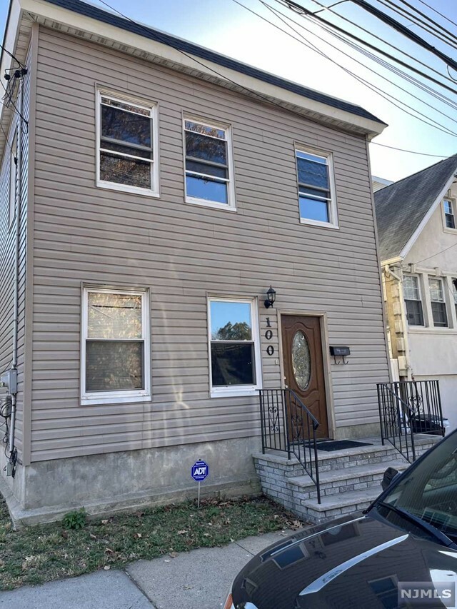 Property Photo:  100 South Devine Street  NJ 07106 