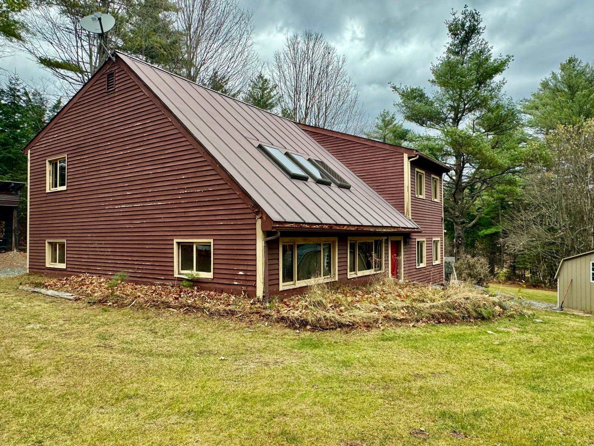 Property Photo:  437 Oak Hill Road  NH 03748 