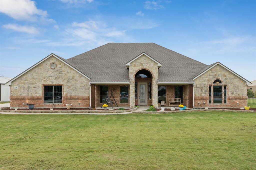 Property Photo: 2741 Purple Sage Trail TX 76179