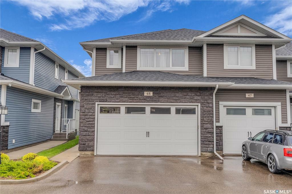 Property Photo:  115 Veltkamp Crescent 48  SK S7T 0T7 